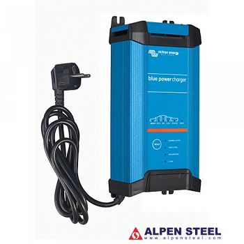 Blue Smart IP22 Charger 24/16(1) 230V UK